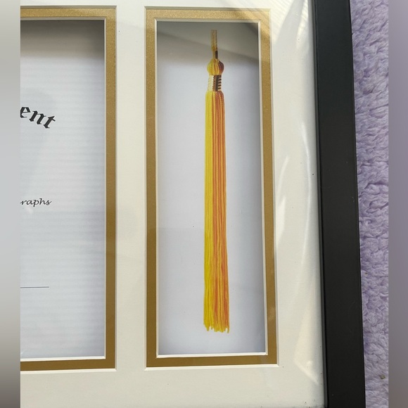 Diploma holder - Picture 3 of 5